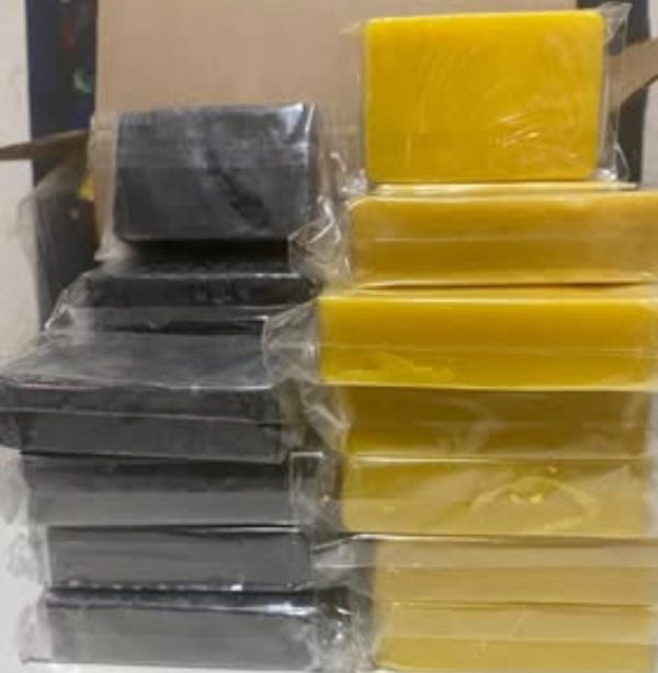 10x TUMERIC SOAP, TUMERIC KOJIC SOAP AND CHARCOAL SOAP